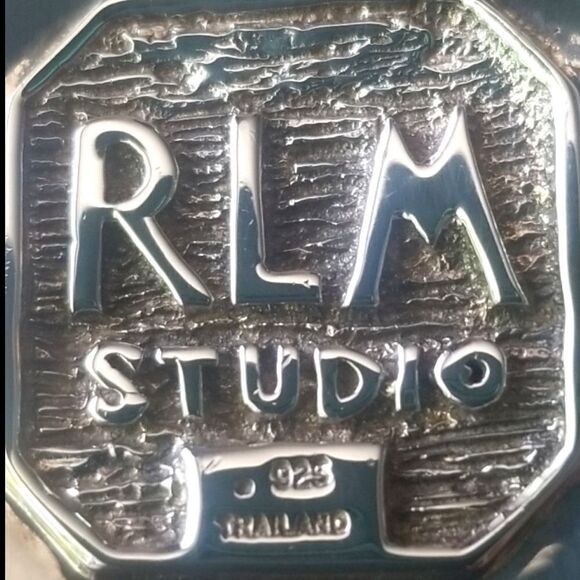 RLM (Robert Lee Morris) Sterling Silver Modernist Sand Dollar Pendant - Picture 5 of 5